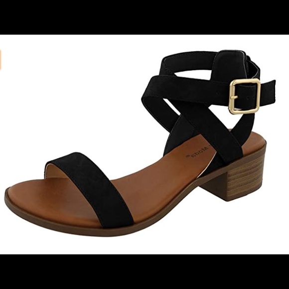 dsw black sandals